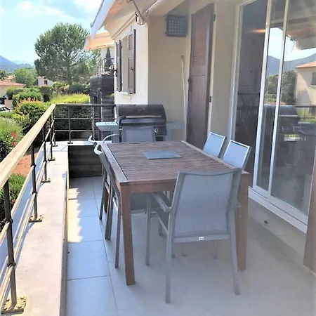 Vue Mer Avec Acces Plage Et Piscine Commune N24